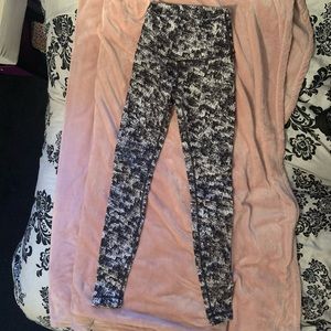 Lululemon Wunder Under High-Rise Tight 28"